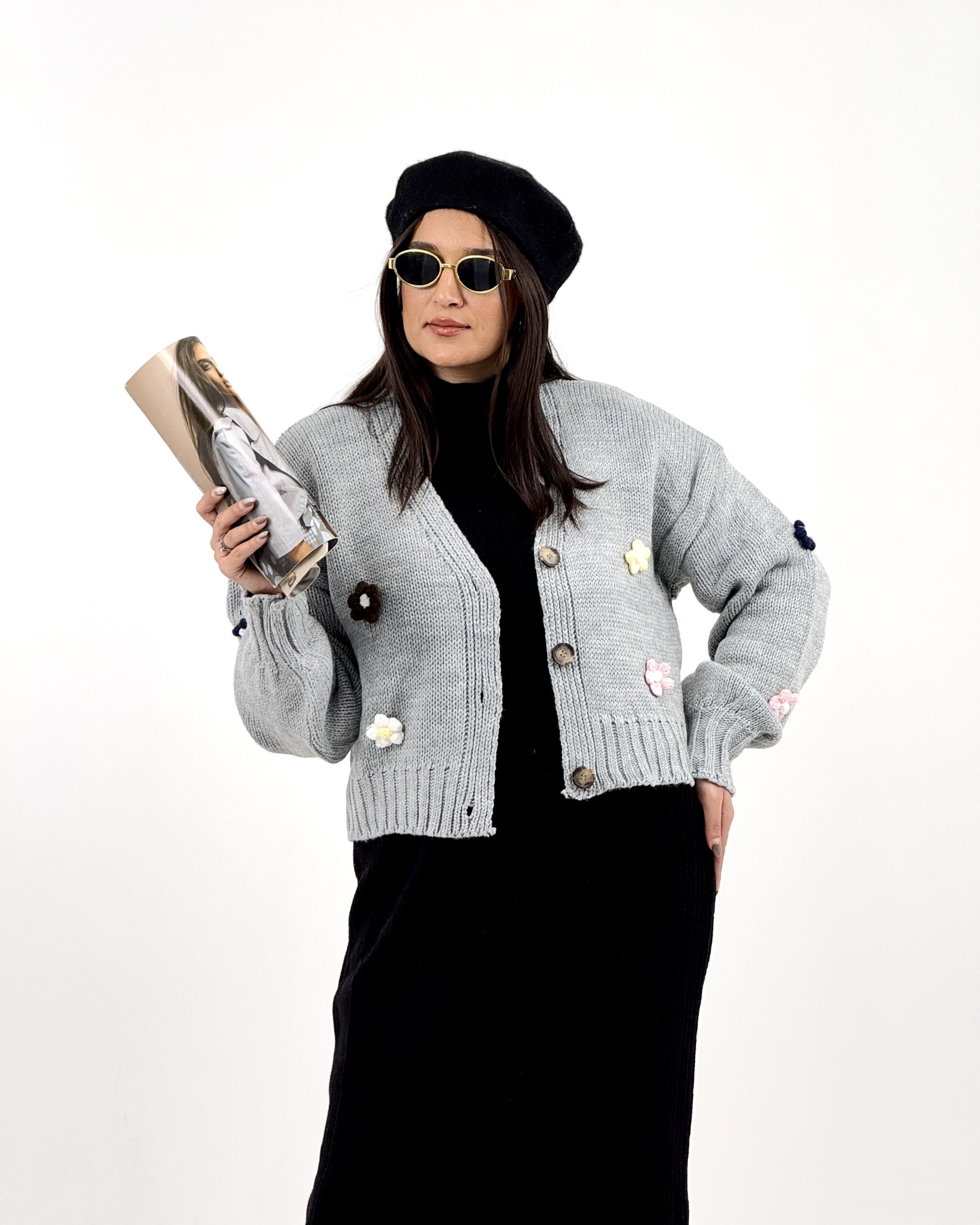 Alternative view of ژاکت بافت گلی