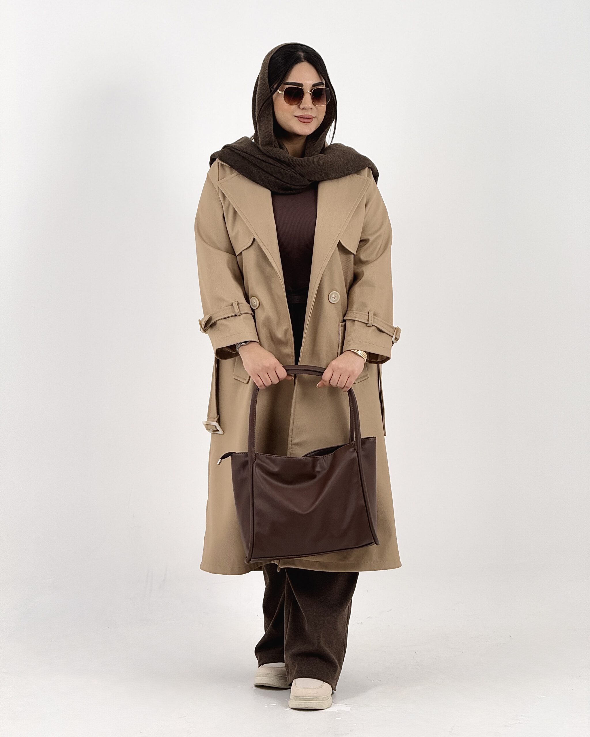 Alternative view of بارونی نورماه