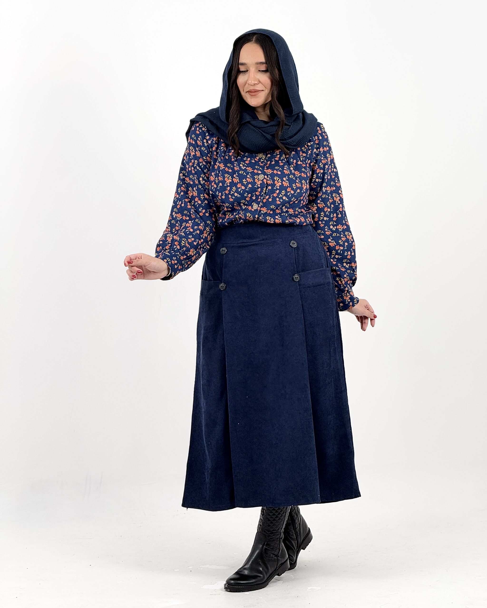 Alternative view of شومیز دامن بانو