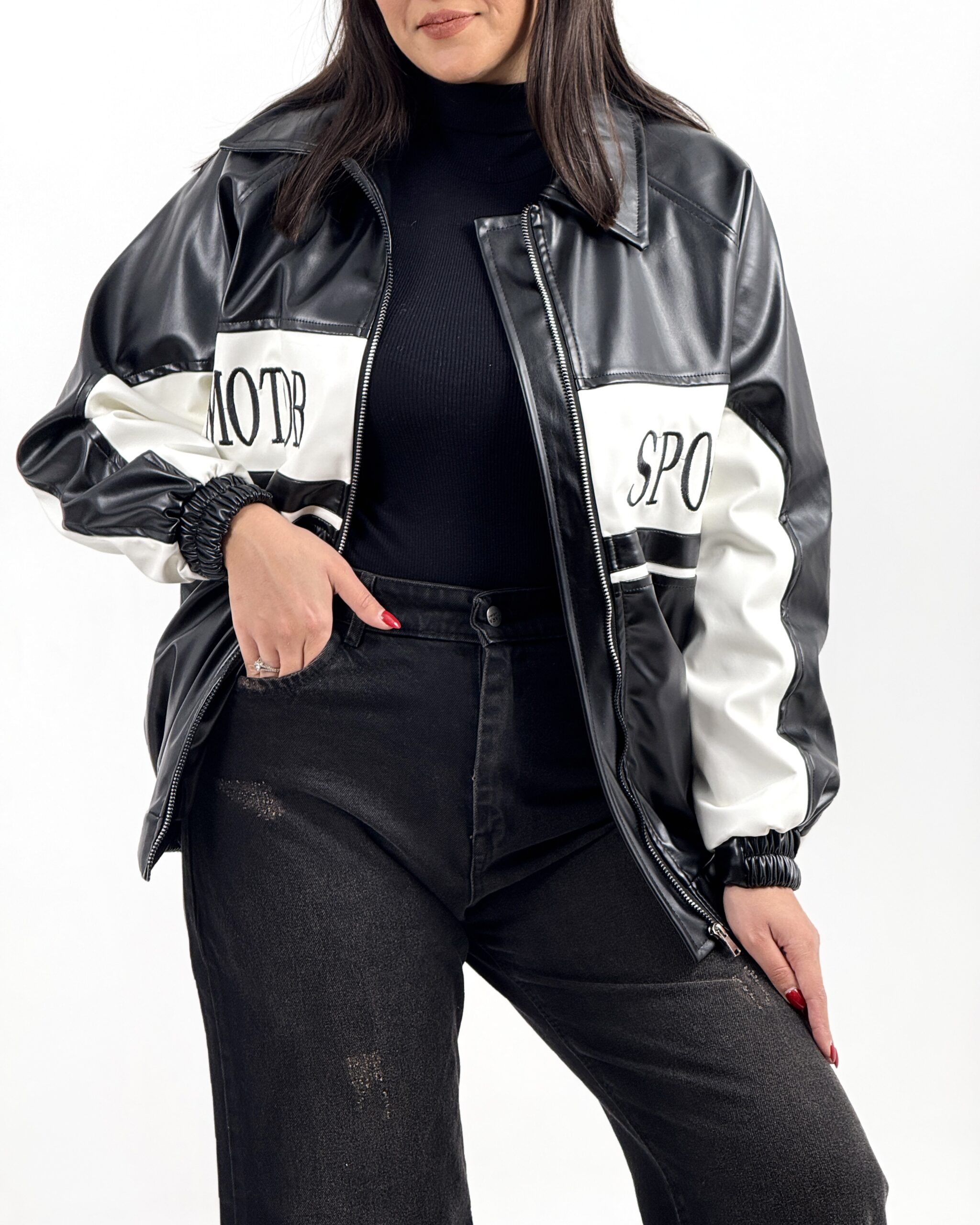 Alternative view of کت چرم فروزان