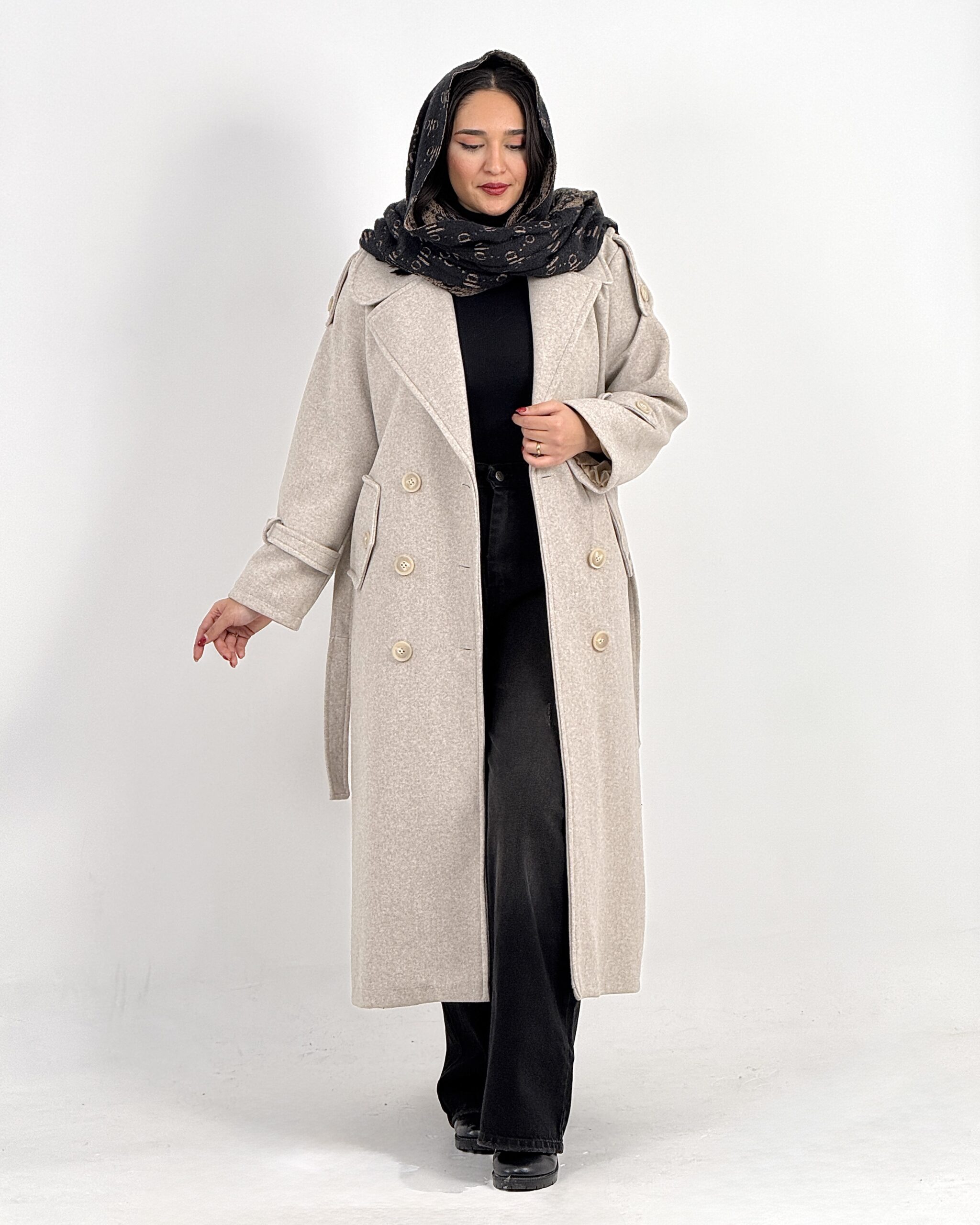 پالتوی نیوشا